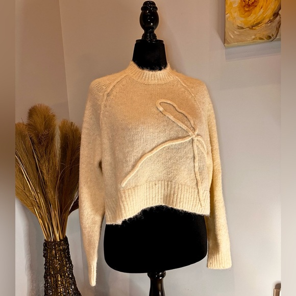 NWT American Eagle super soft bow sweater - Picture 2 of 5